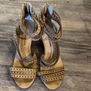 Lucky Brand Brown Strappy Sandals